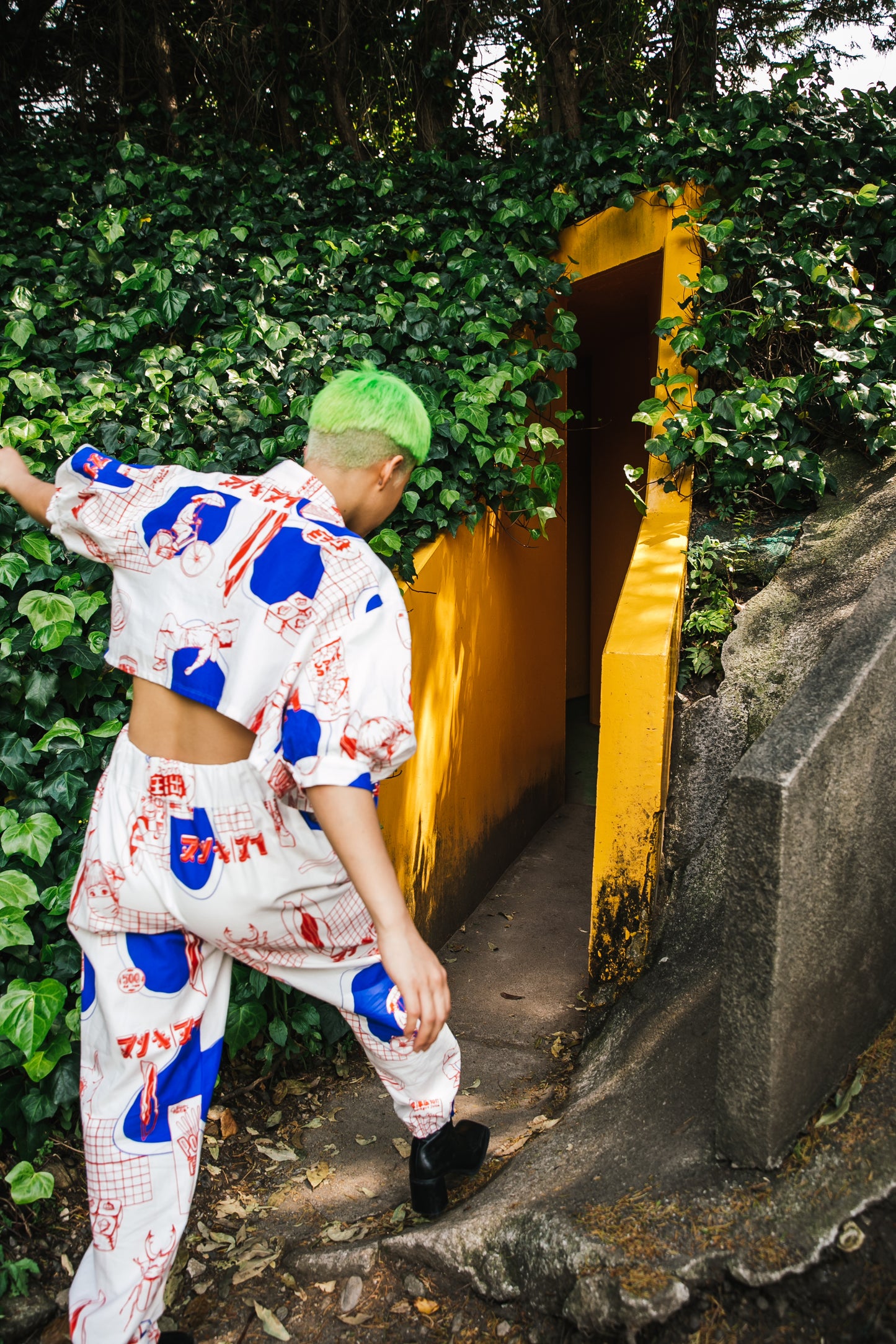 U K I Y O 浮世 | pants